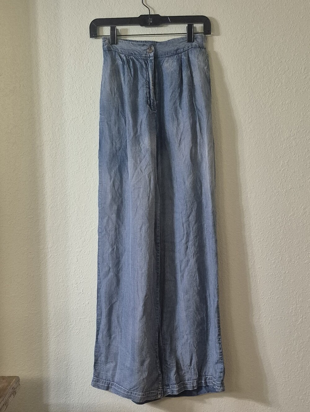 Women's Wide-Leg Chino Pants — Light Blue
